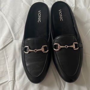 Vionic Adeline mule size 8 1/2